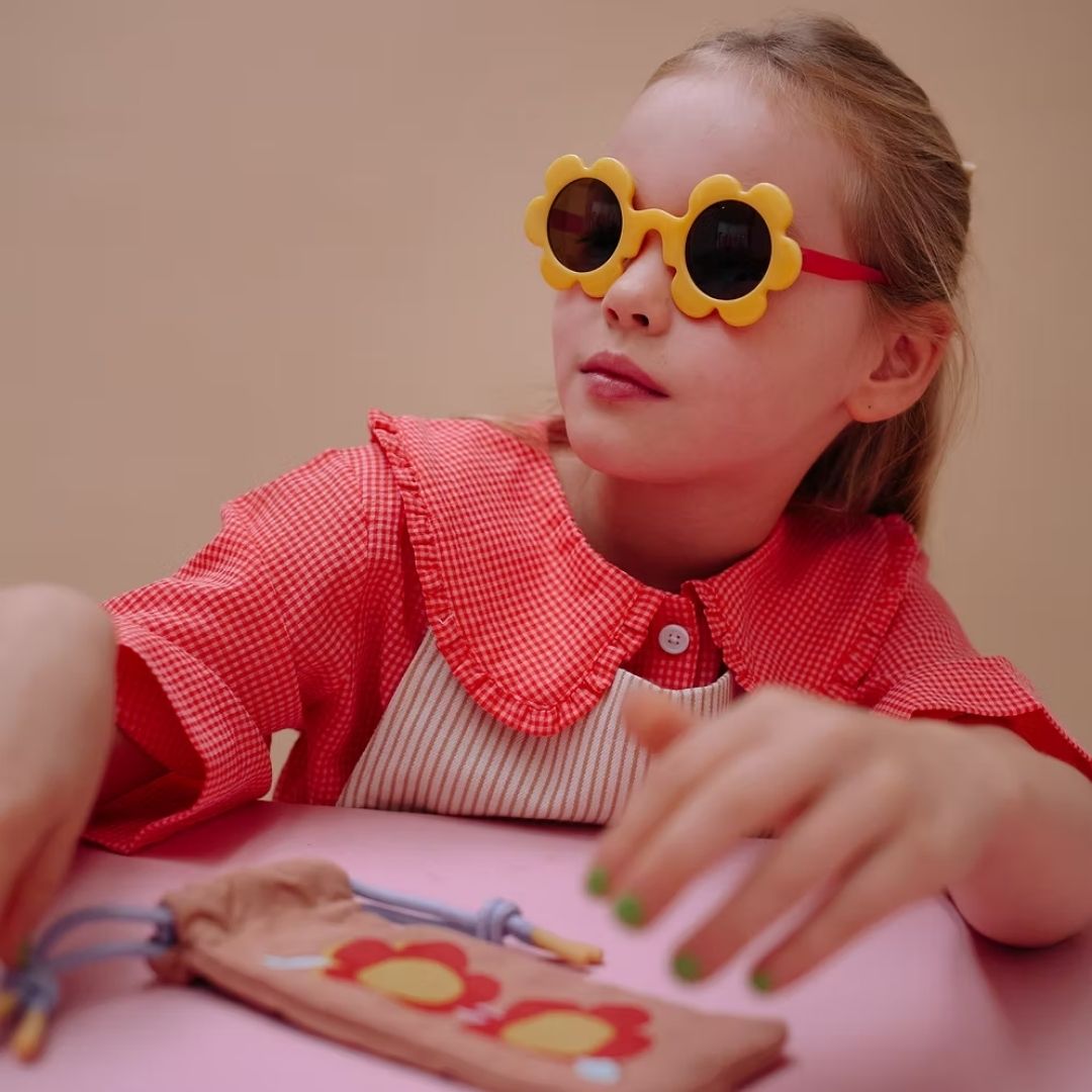 Flower Sunglasses - Apple Juice + Red Apple