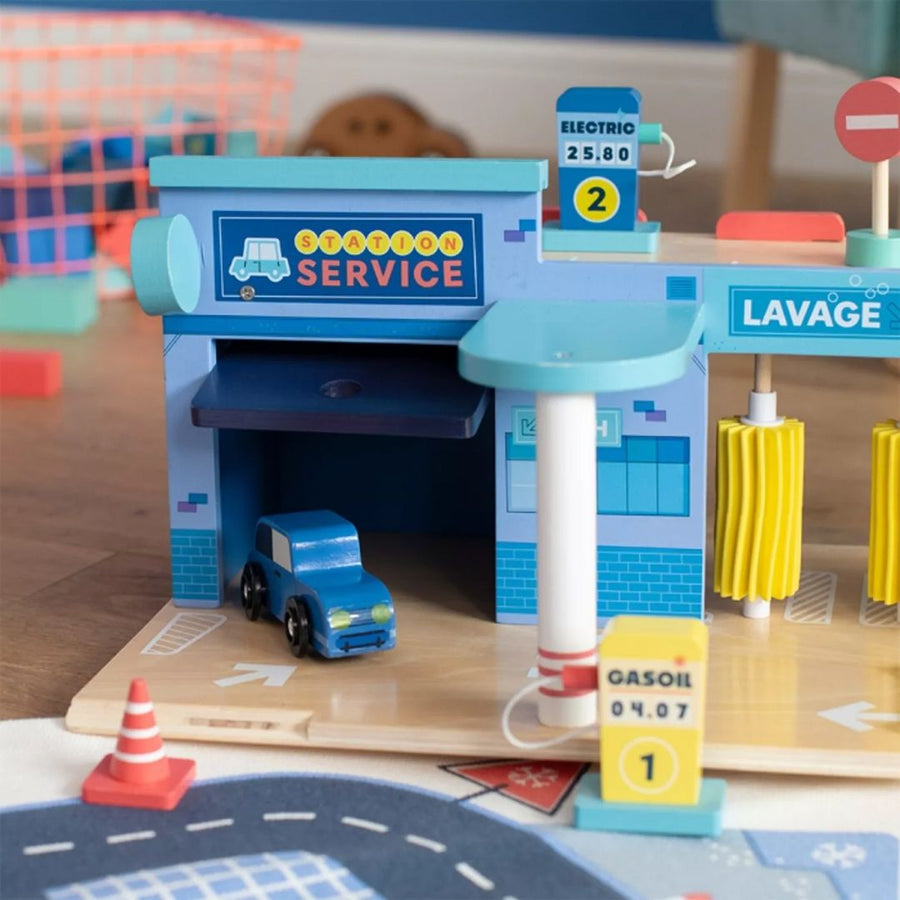 Avenue du Moulin Gas Station