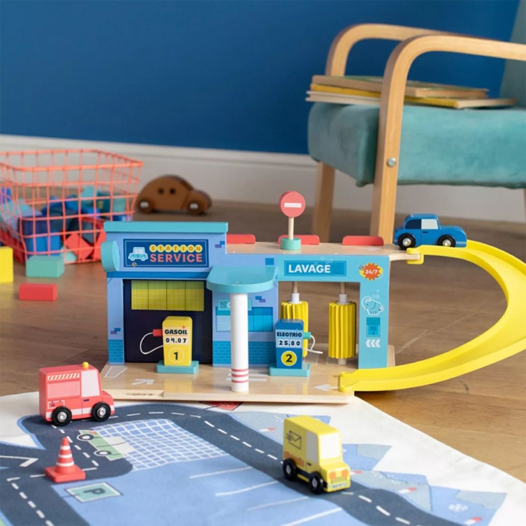 Avenue du Moulin Gas Station