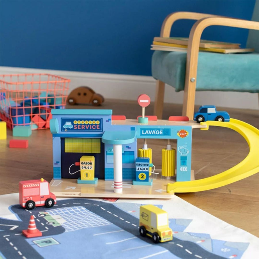 Avenue du Moulin Gas Station