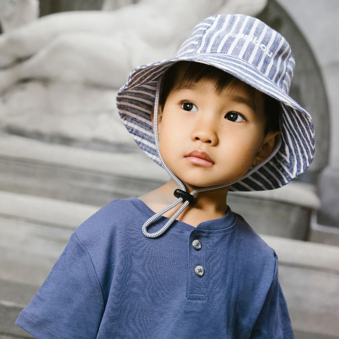 Caribou Linen Bucket Hat — Striped Indigo - Parkette.