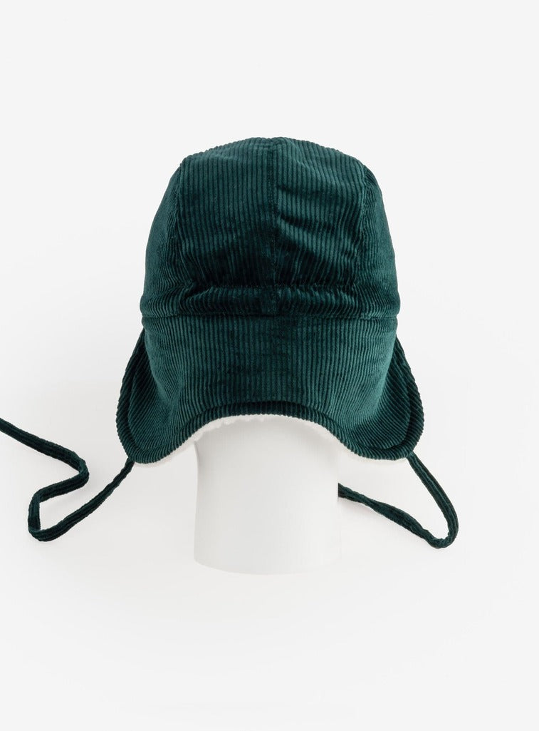 Studio Caribou Winter Cap - Parkette.