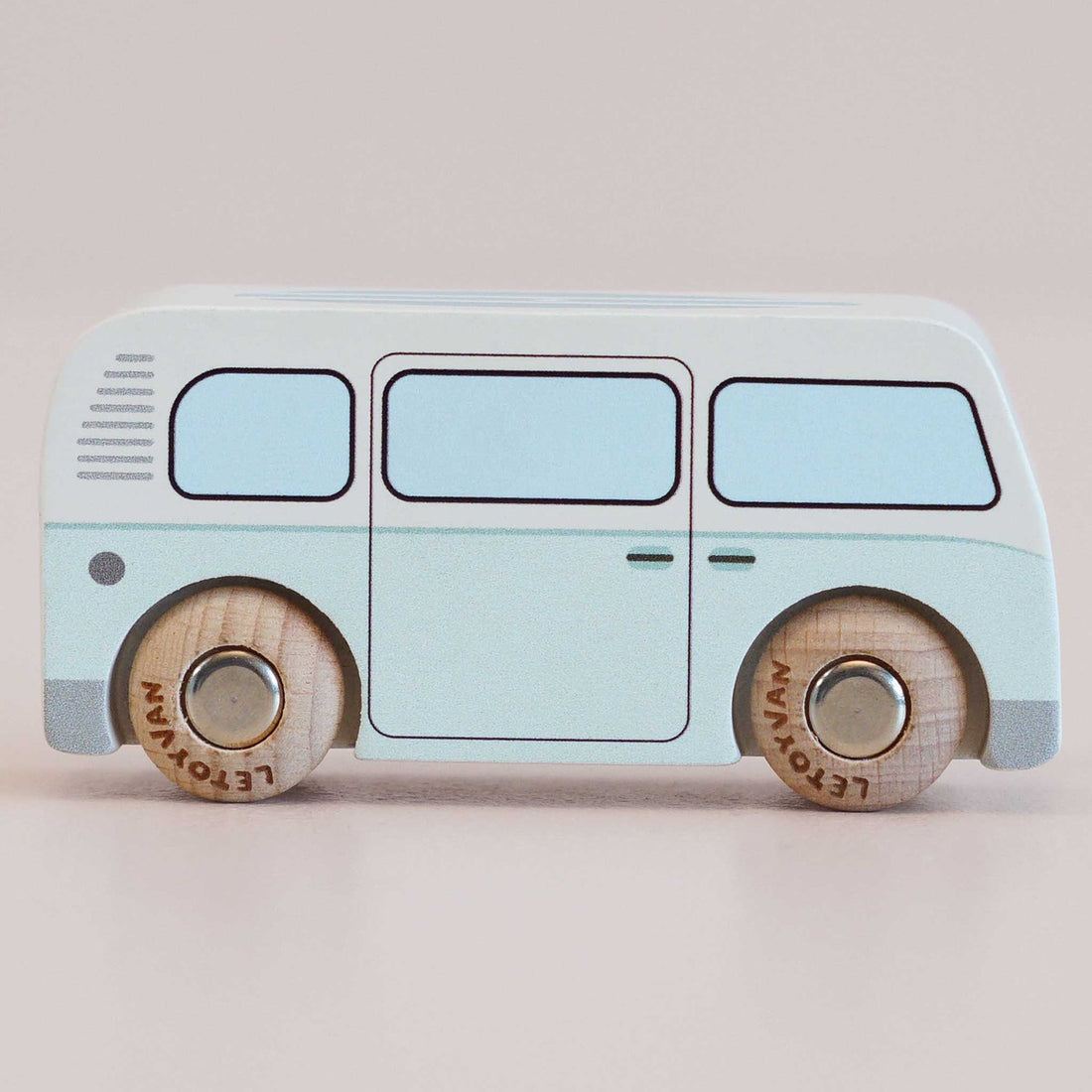 GT160 — Daisy Wood Van