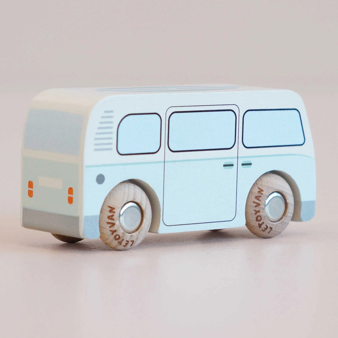 GT160 — Daisy Wood Van
