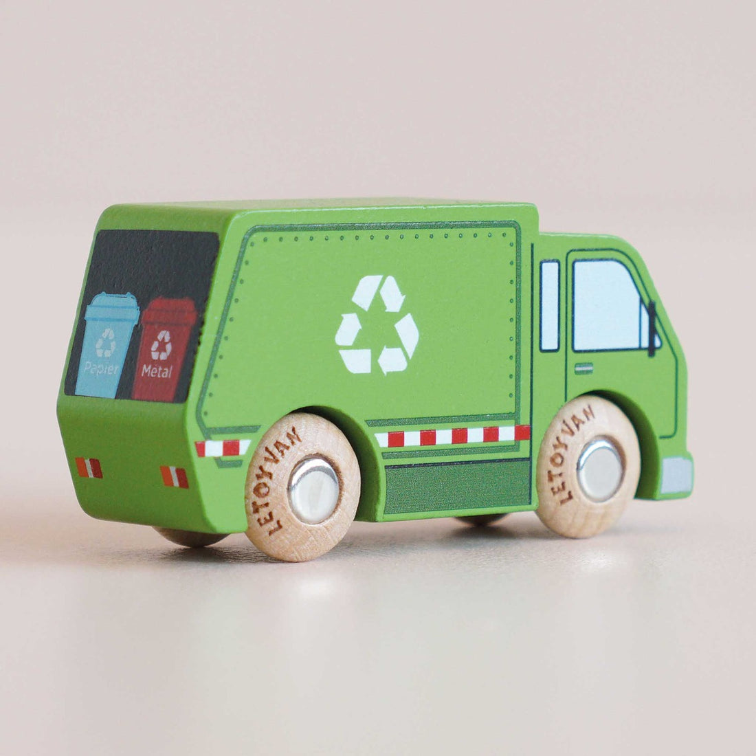 GT200 — Rudy Wood Waste Truck