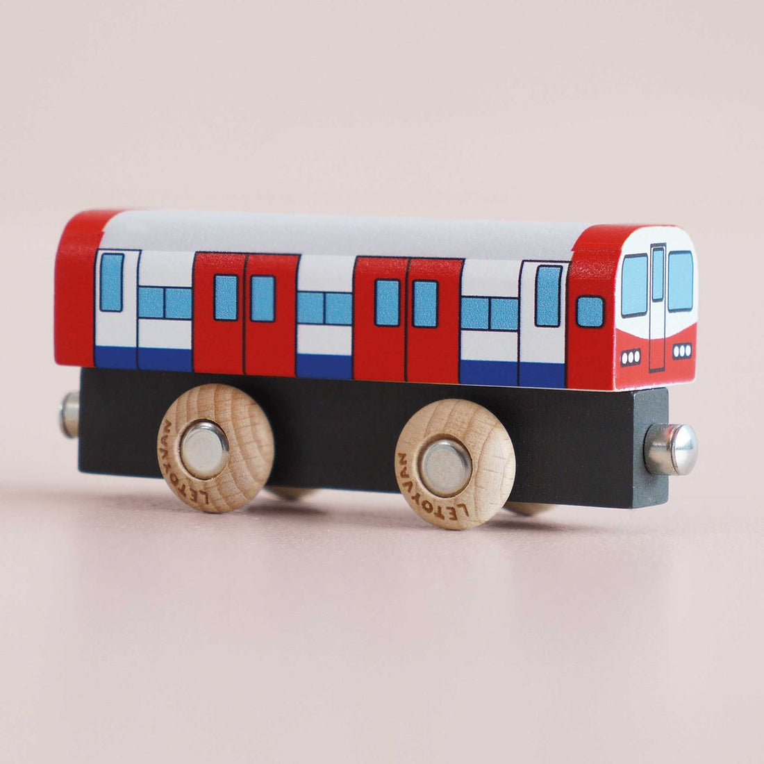 GT290 — Tim Wood Passenger Train Car
