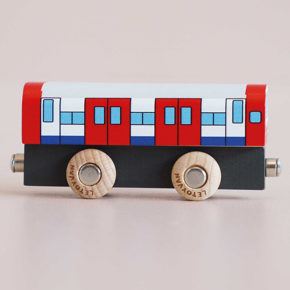GT290 — Tim Wood Passenger Train Car