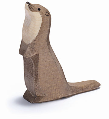 Standing Sea Otter - Parkette.