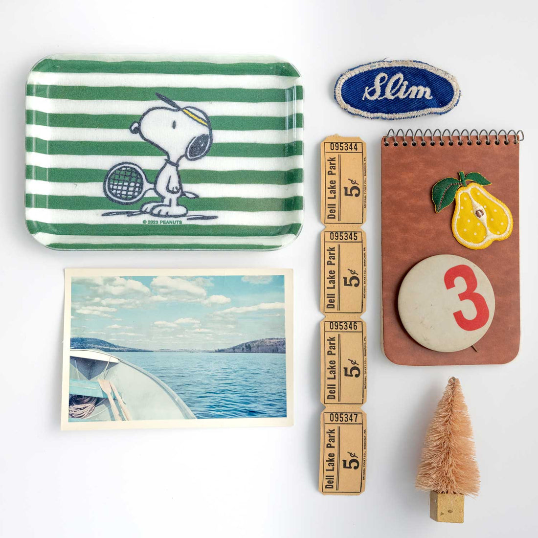 3P4 x Peanuts® - Snoopy Tennis Vintage-Style Tray - Parkette.
