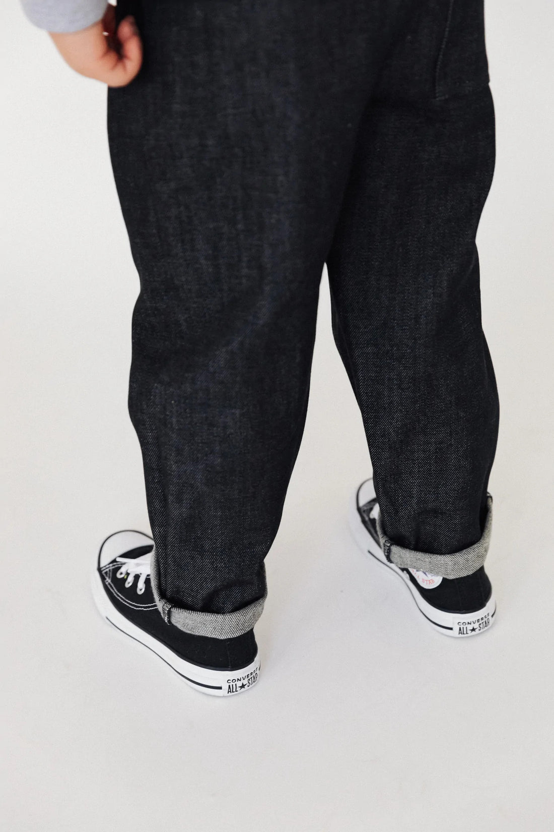Charcoal Jeans - Parkette.